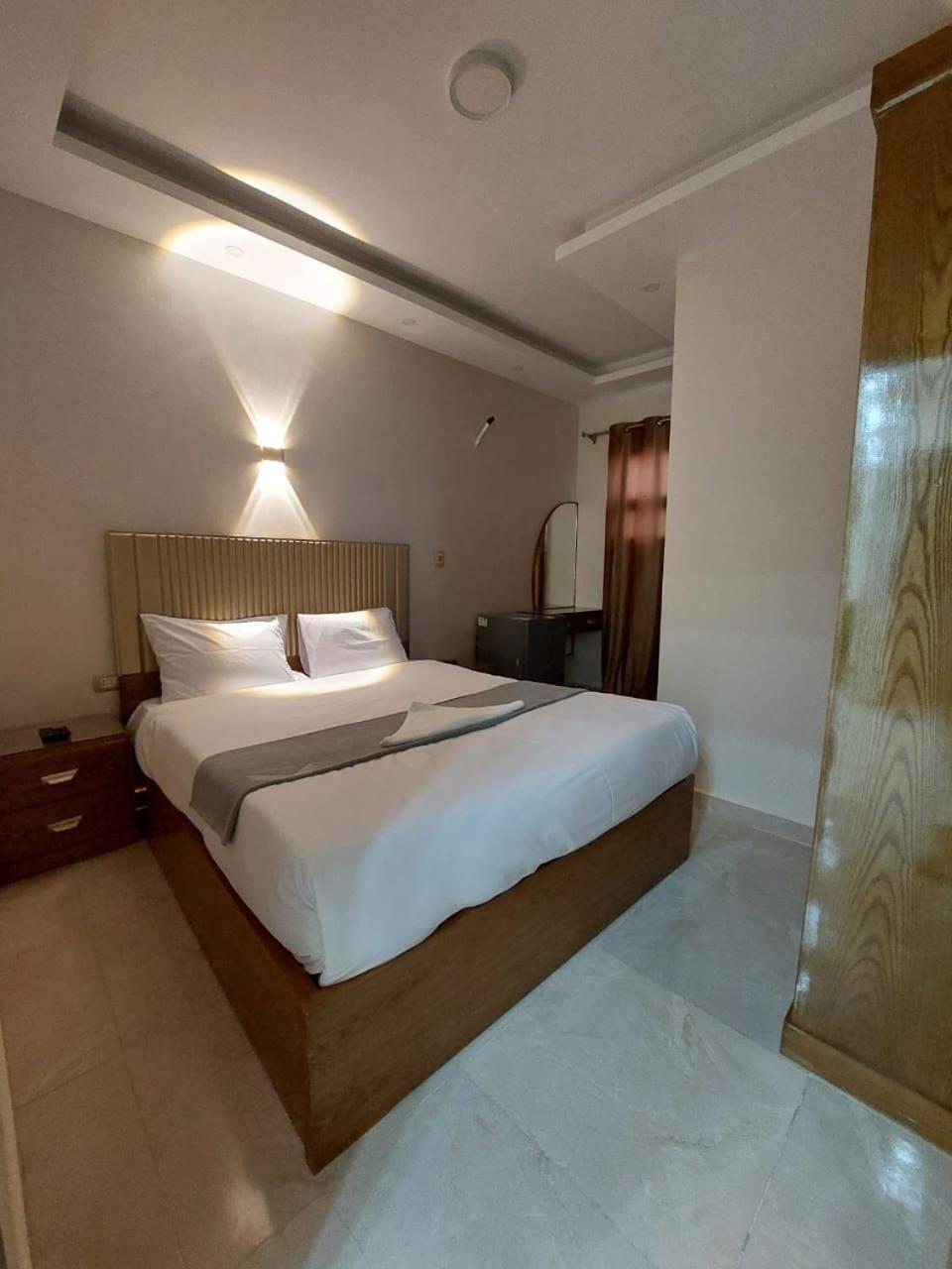 Regent Pyramids View Hotell Kafret el-Gabal Eksteriør bilde